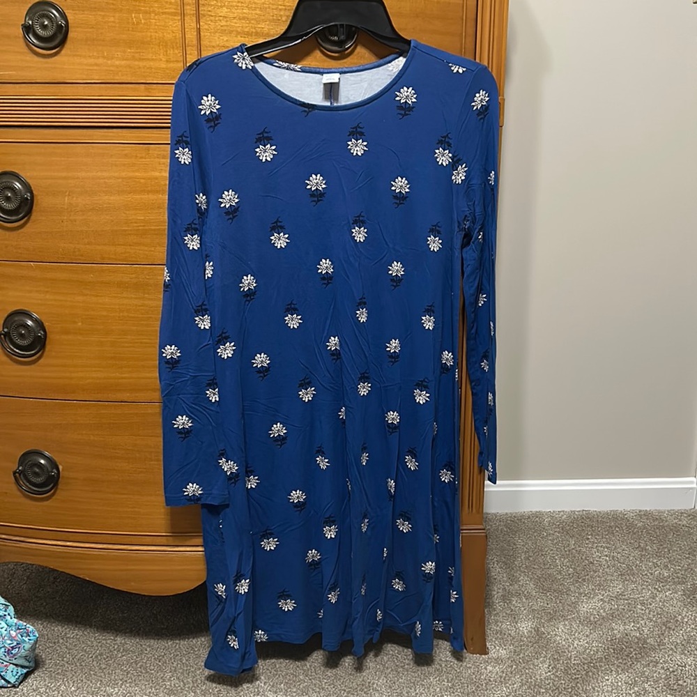 Blue dress